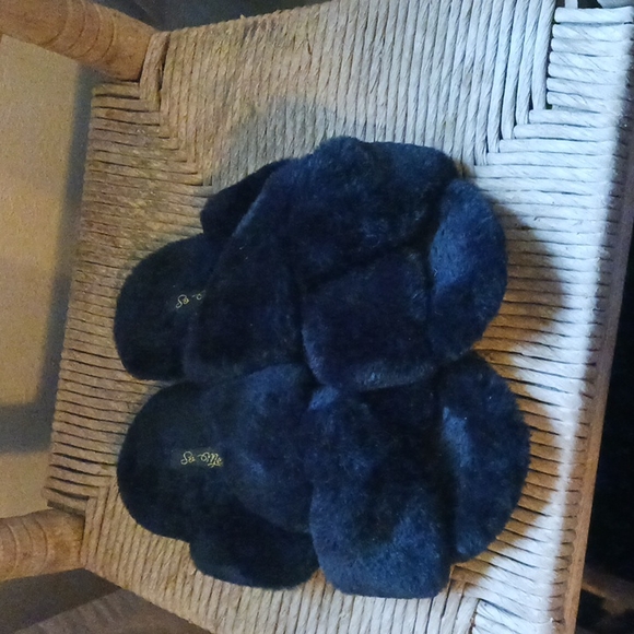 So Me Shoes - So Me super soft  fuzzy slippers